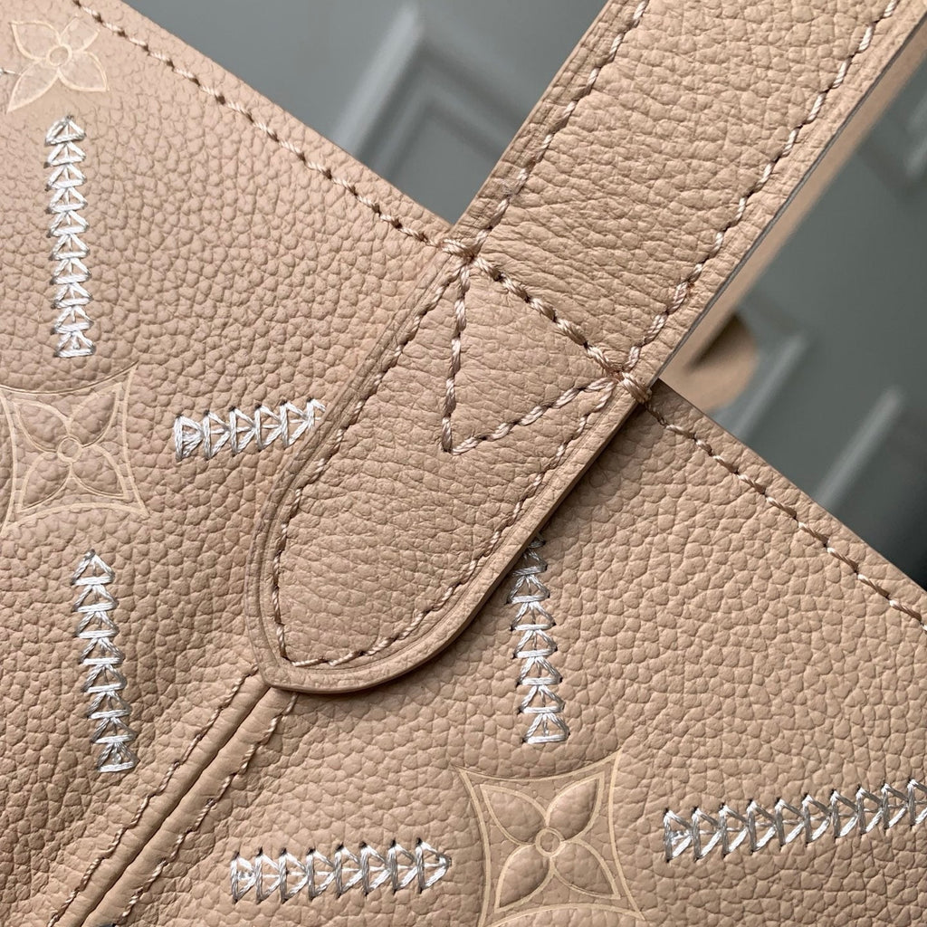 Louis Vuitton LV M28524 All In MM Bag Hazelnut Couture