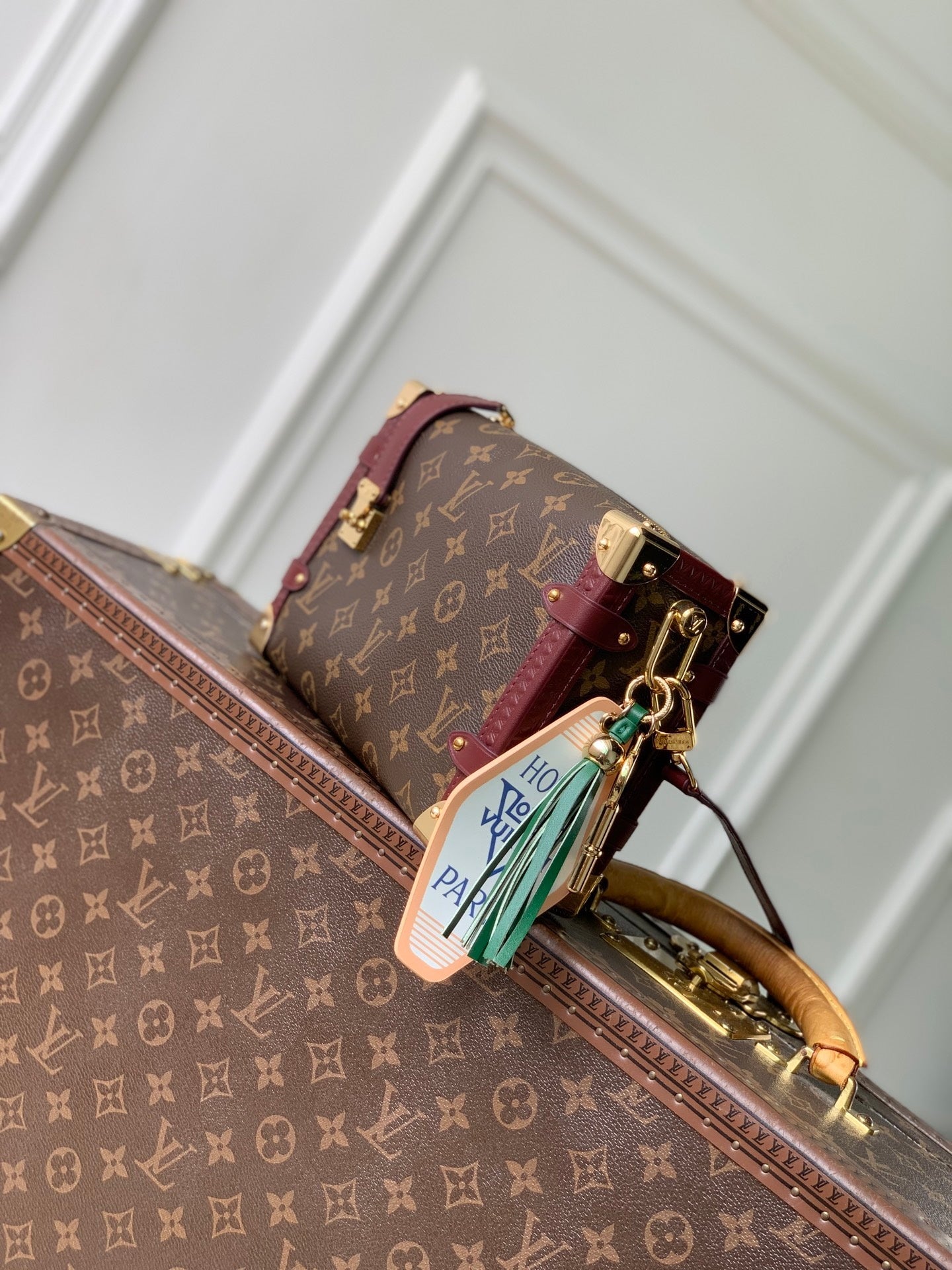 Louis Vuitton LV M28569 Side Trunk MM Bag - Default Title - View 2