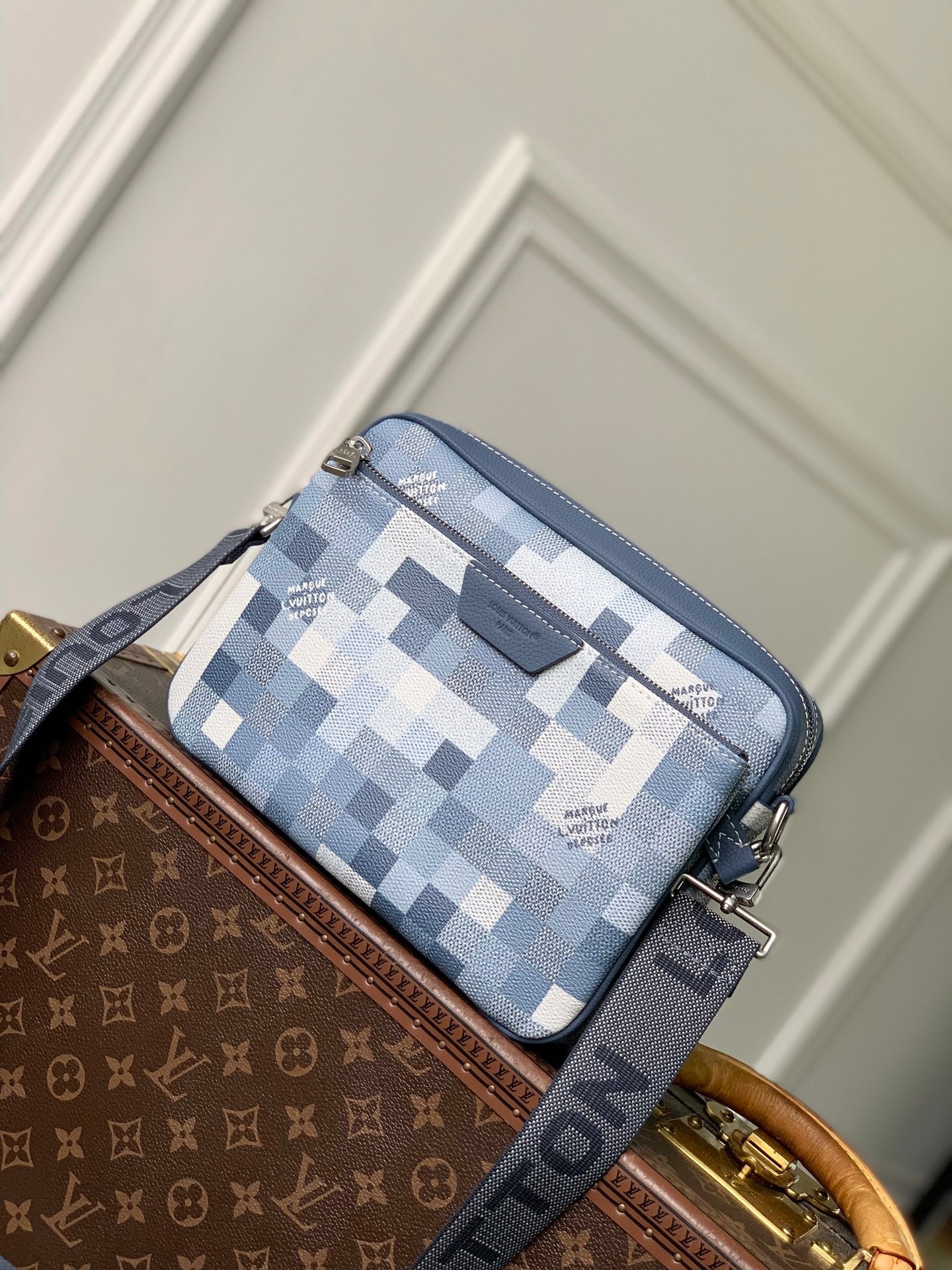 Louis Vuitton LV M28601 Trio Messenger Bag Indigo Blue