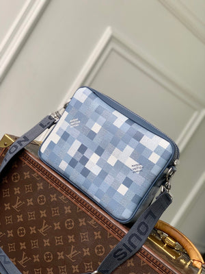 Louis Vuitton LV M28601 Trio Messenger Bag Indigo Blue - Default Title - View 5