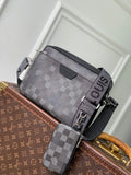 Louis Vuitton LV M28602 Trio Messenger Bag Black