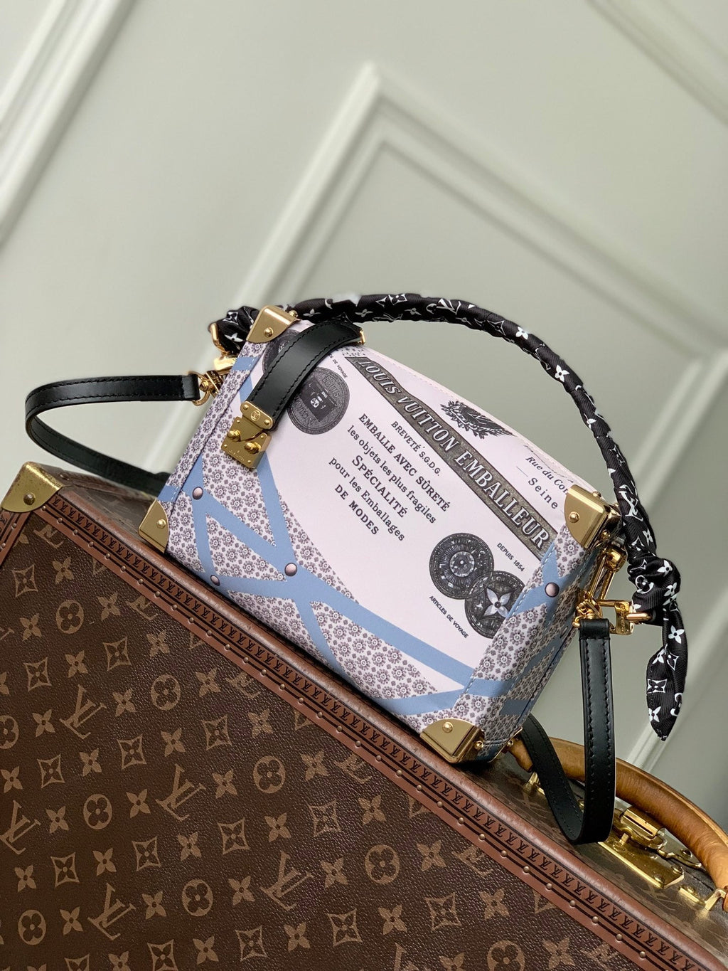 Louis Vuitton LV M28749 Side Trunk MM Bag Beige/Blue
