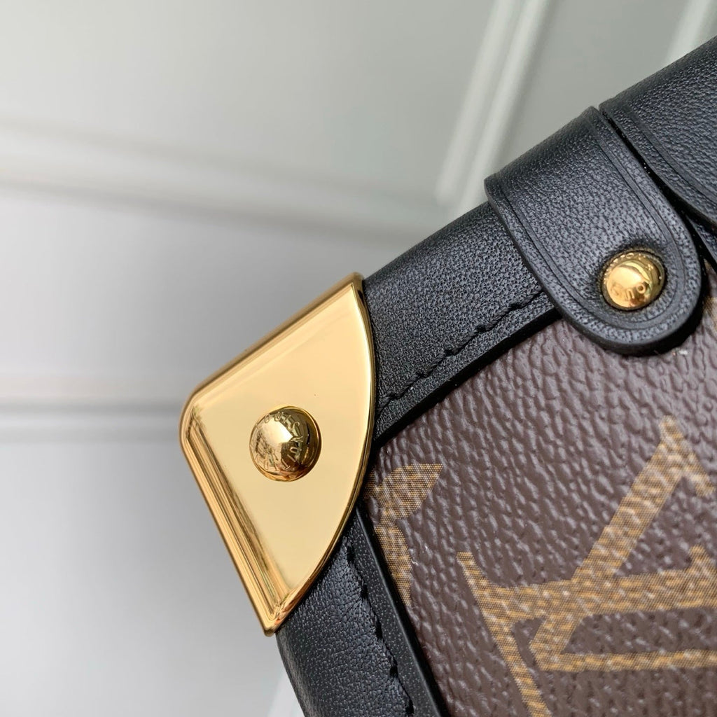 Louis Vuitton LV M28761 Speedy Bandoulière 22 Bag Beige/Monogram