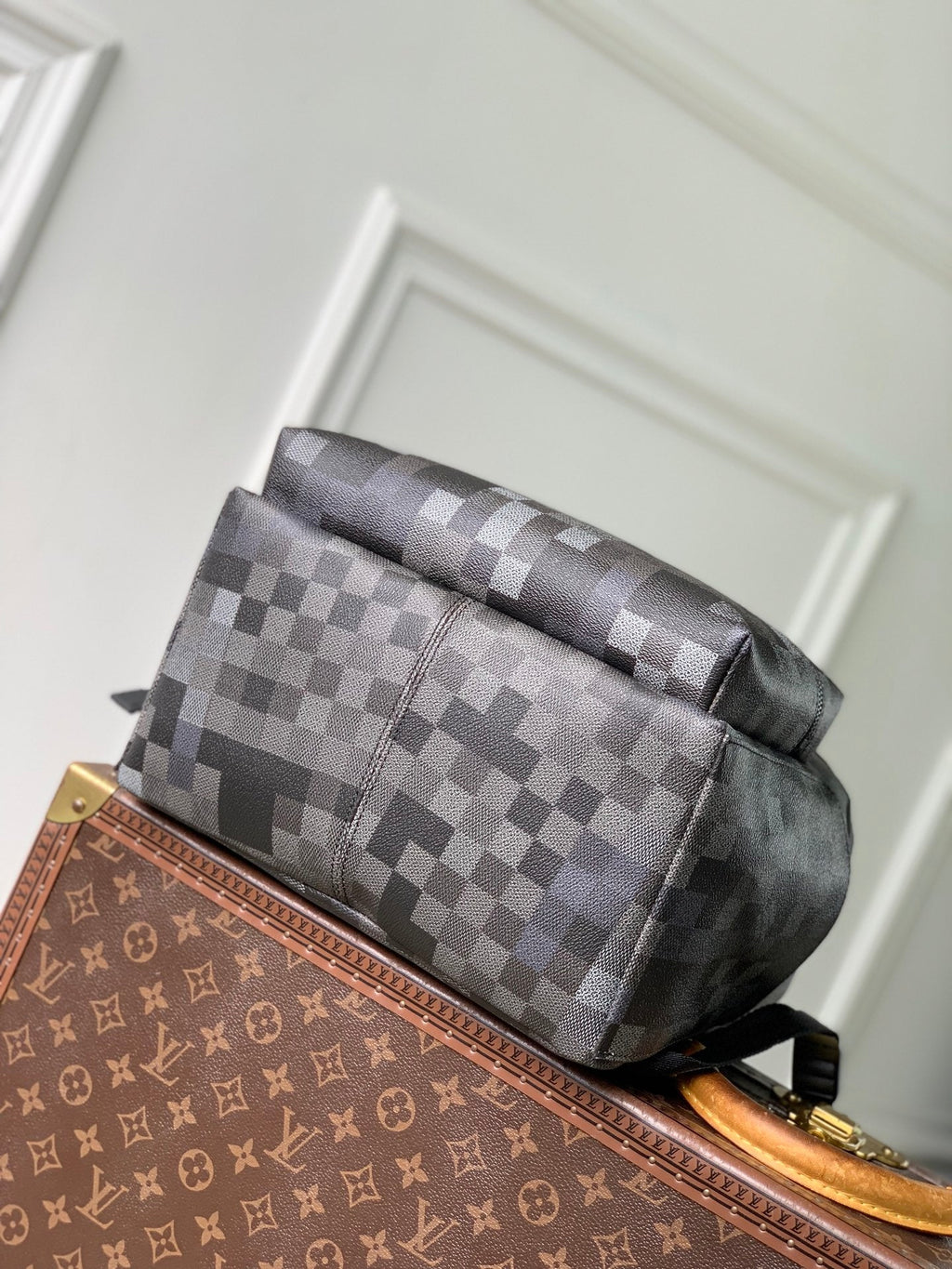 Louis Vuitton LV M28789 Discovery Backpack PM Black
