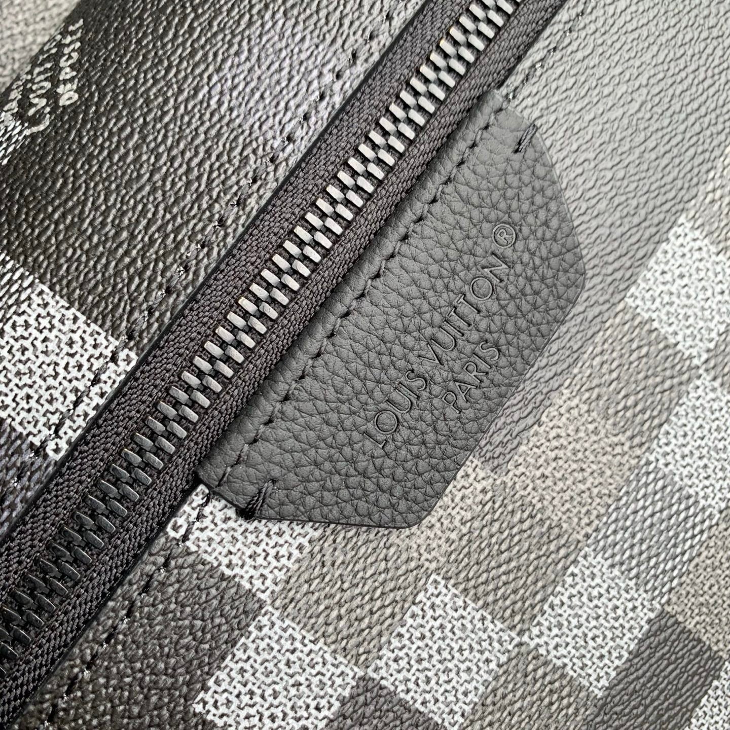 Louis Vuitton LV M28789 Discovery Backpack PM Black - Default Title - View 6