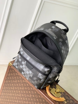 Louis Vuitton LV M28789 Discovery Backpack PM Black - Default Title - View 9