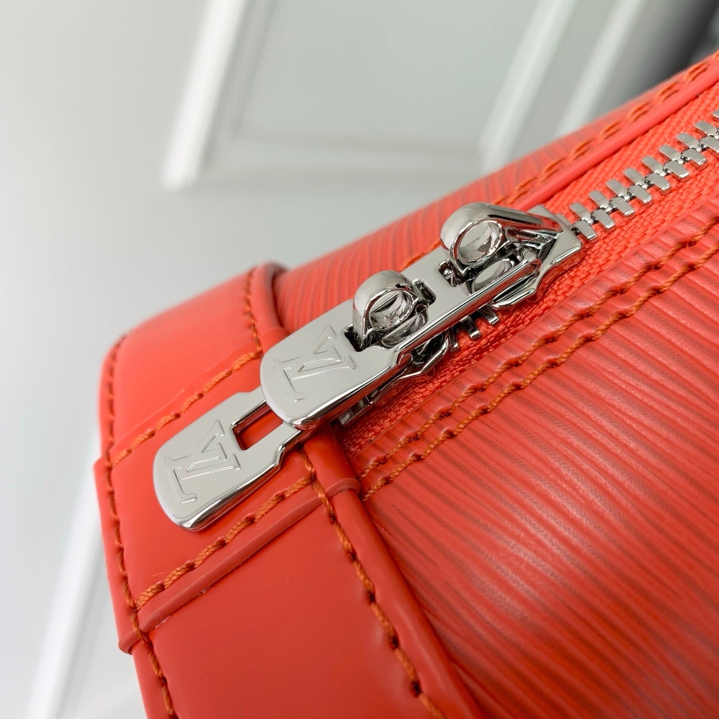 Louis Vuitton LV M28903 Alma BB Bag Orange California - Default Title - View 7