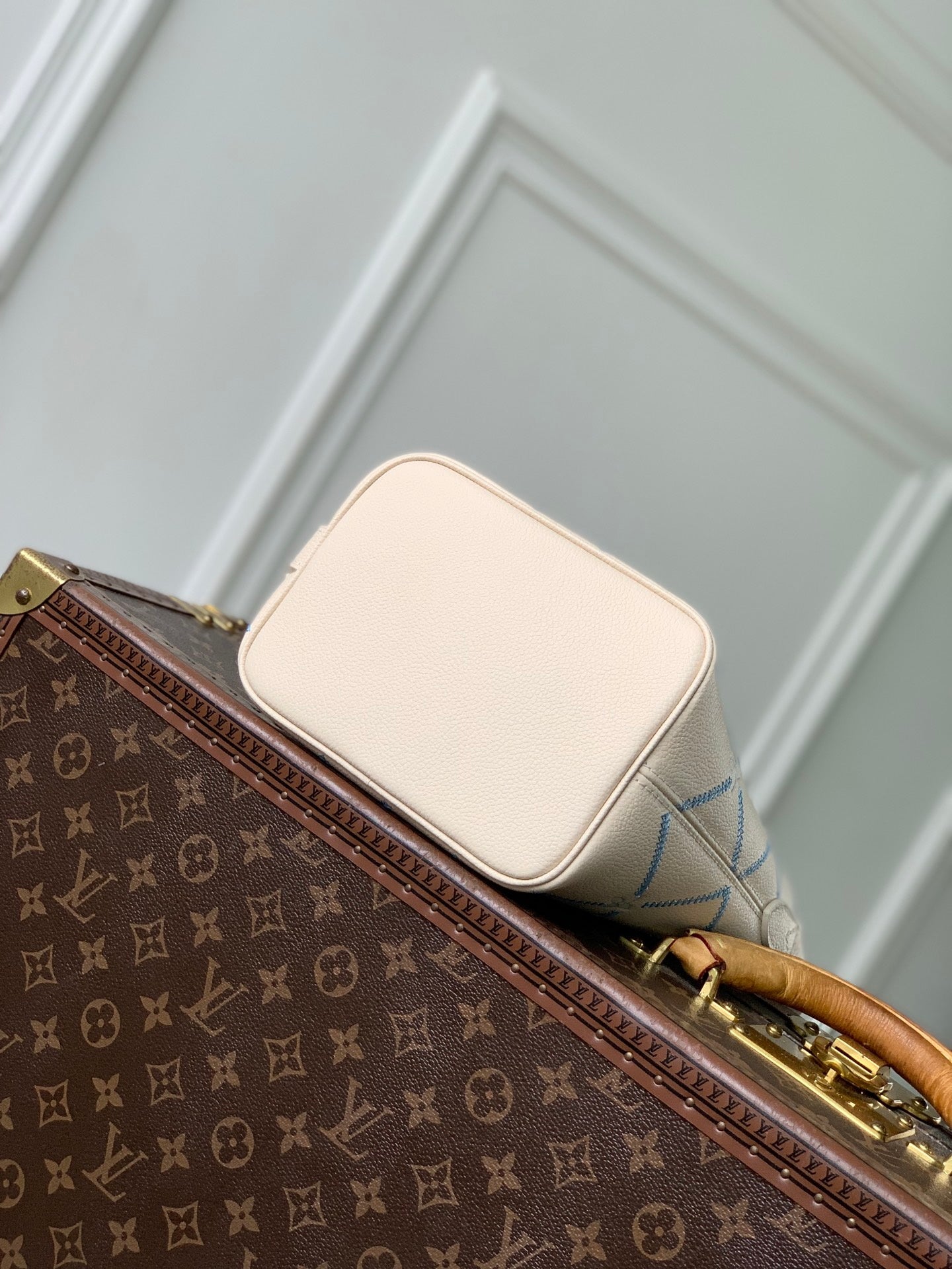 Louis Vuitton LV M28910 All In BB Bag Quartz Couture - Default Title - View 3