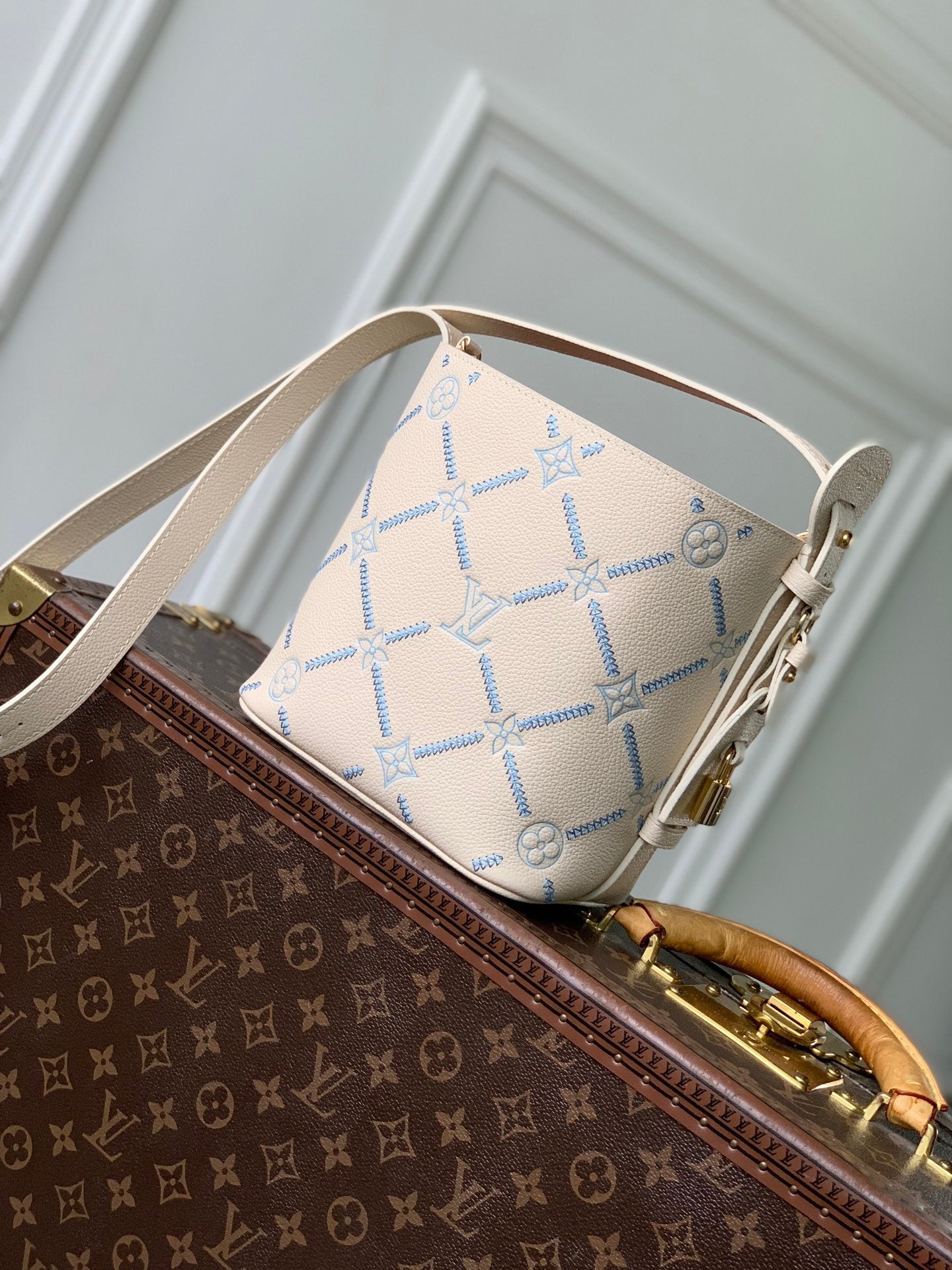 Louis Vuitton LV M28910 All In BB Bag Quartz Couture - Default Title - View 9
