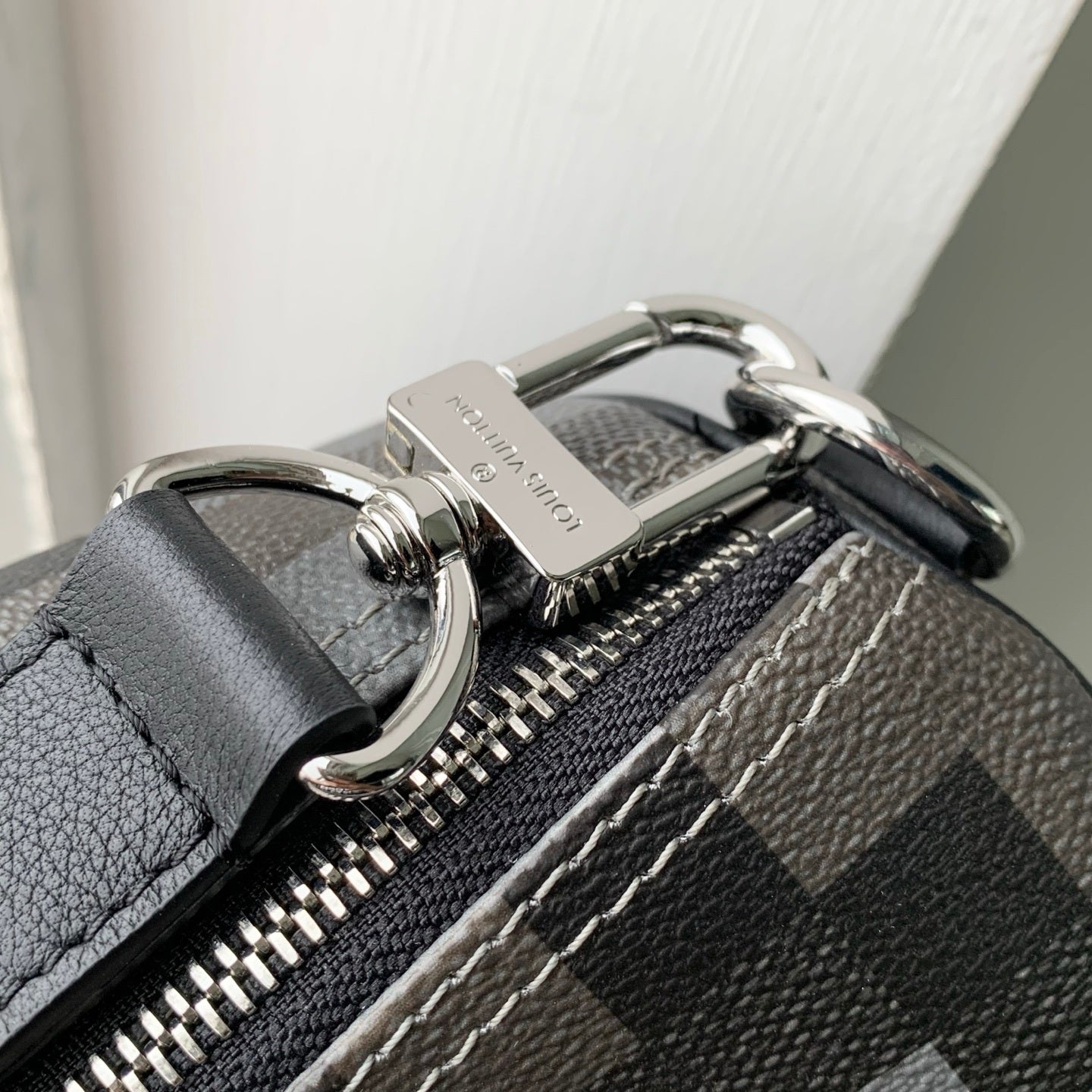 Louis Vuitton  LV M28977 Speedy 30 Bandoulière Bag Black