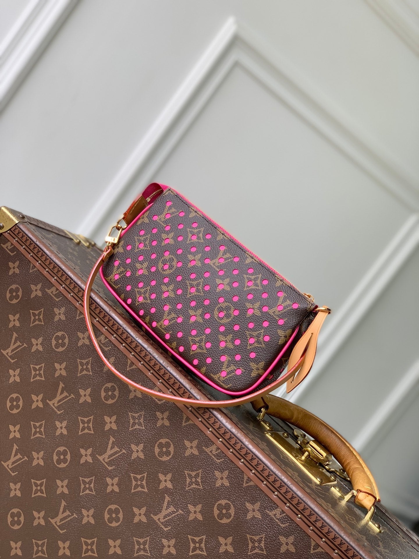 Louis Vuitton LV M29001 Pochette Accessoires Bag - Default Title - View 3