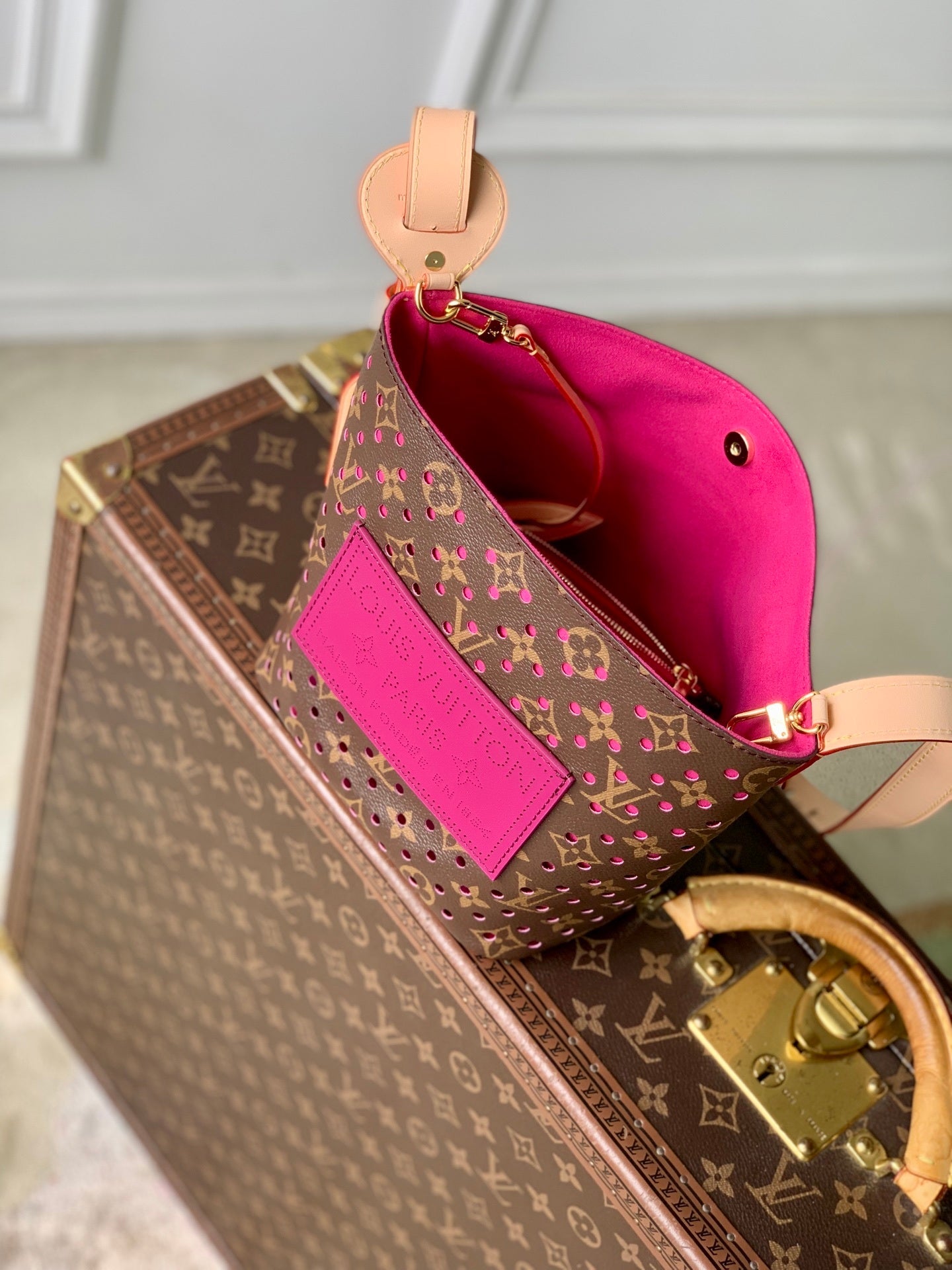 Louis Vuitton LV M29075 All In BB Bag Pop Crush