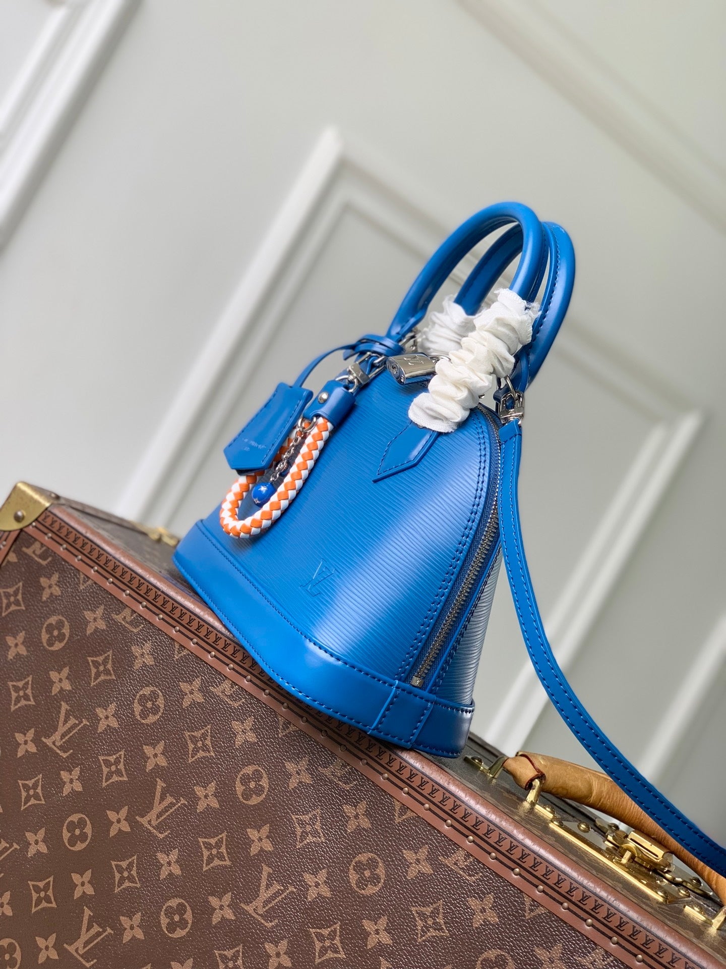 Louis Vuitton LV M29125 Alma BB Bag Ocean Blue - Default Title - View 2