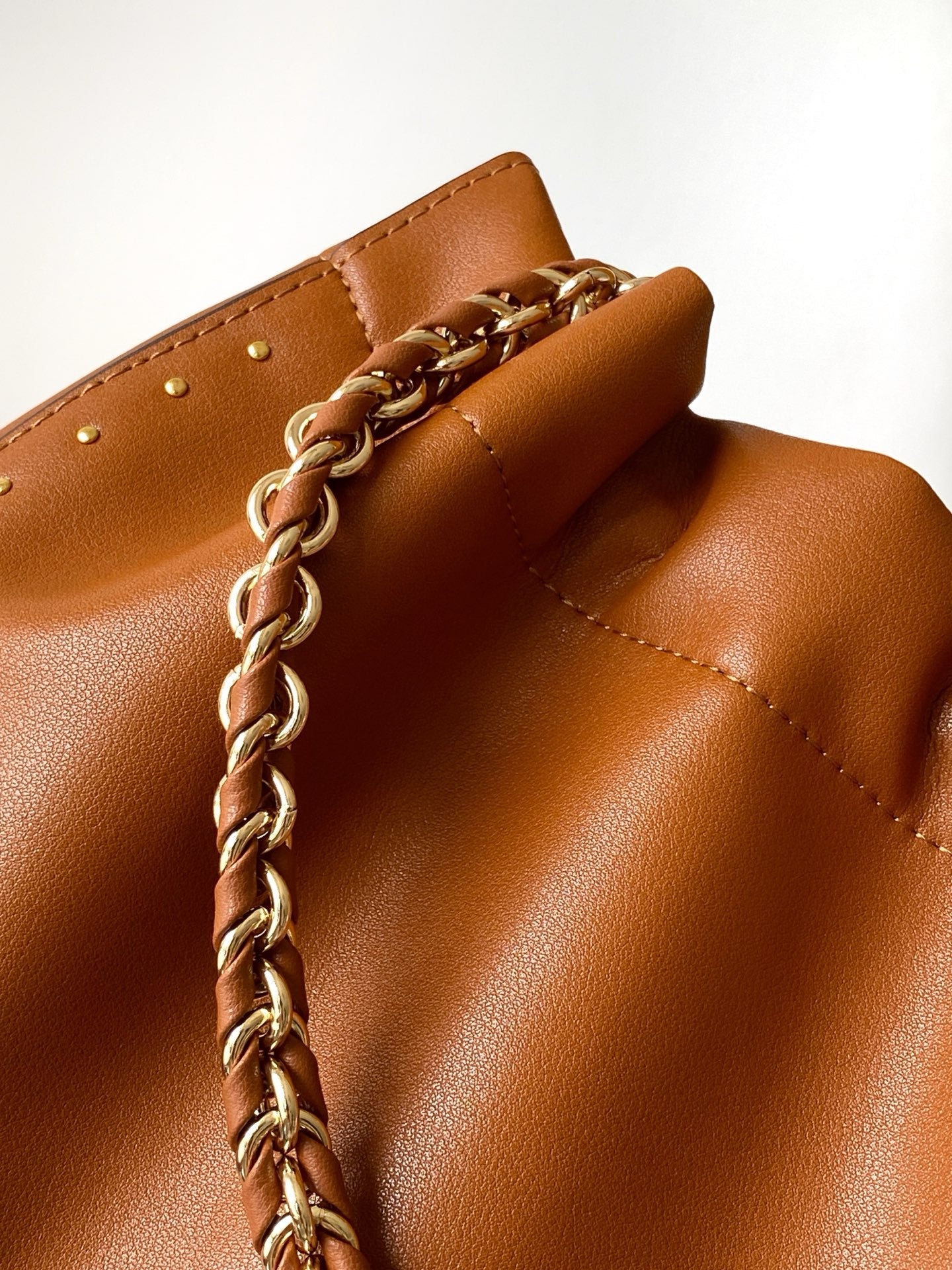Louis Vuitton LV M29131 Noe Trunk  Bag Monogram Tan