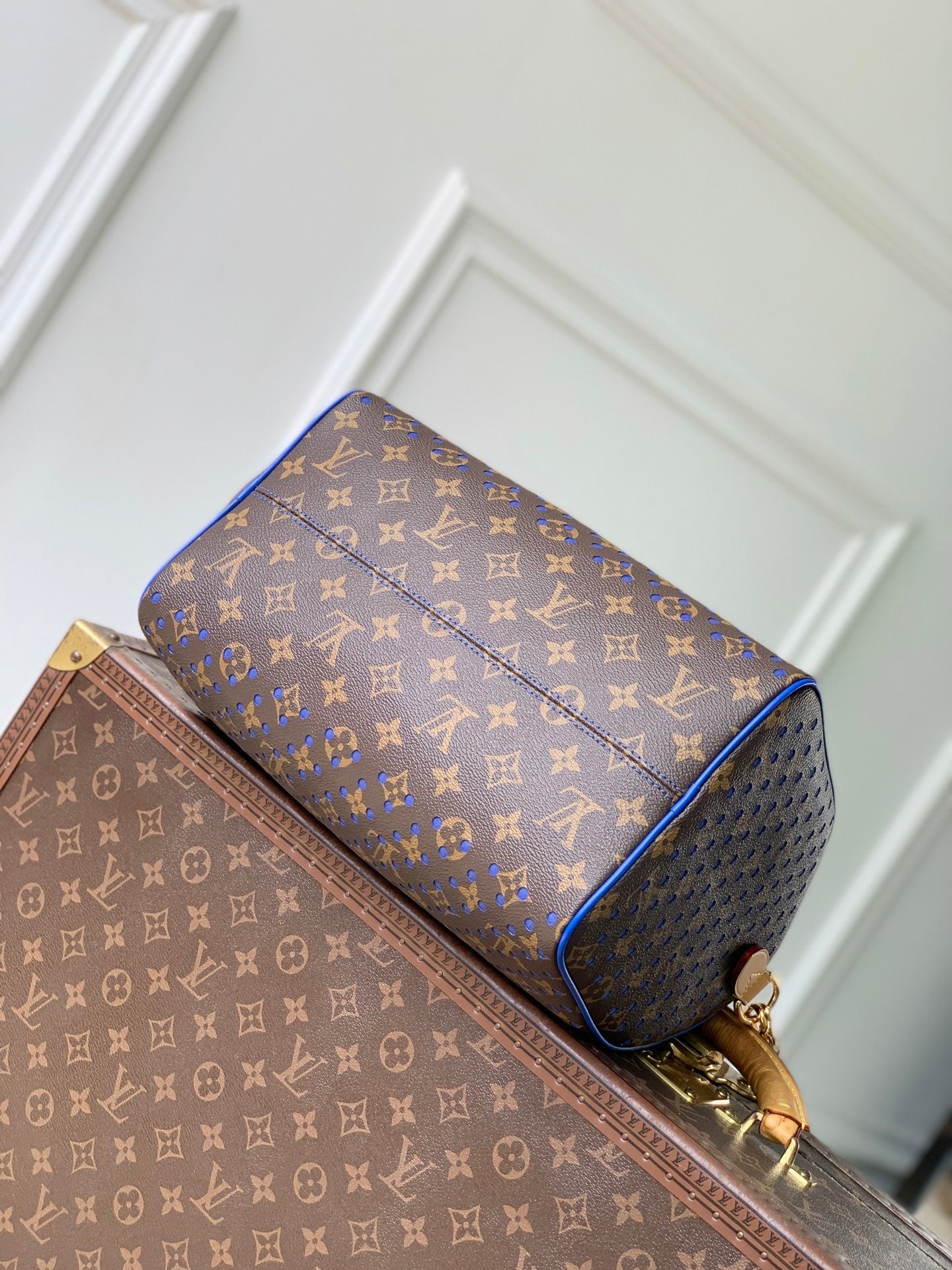 Louis Vuitton LV M29143 Speedy Soft 30 Bag Neon Wave - Default Title - View 4
