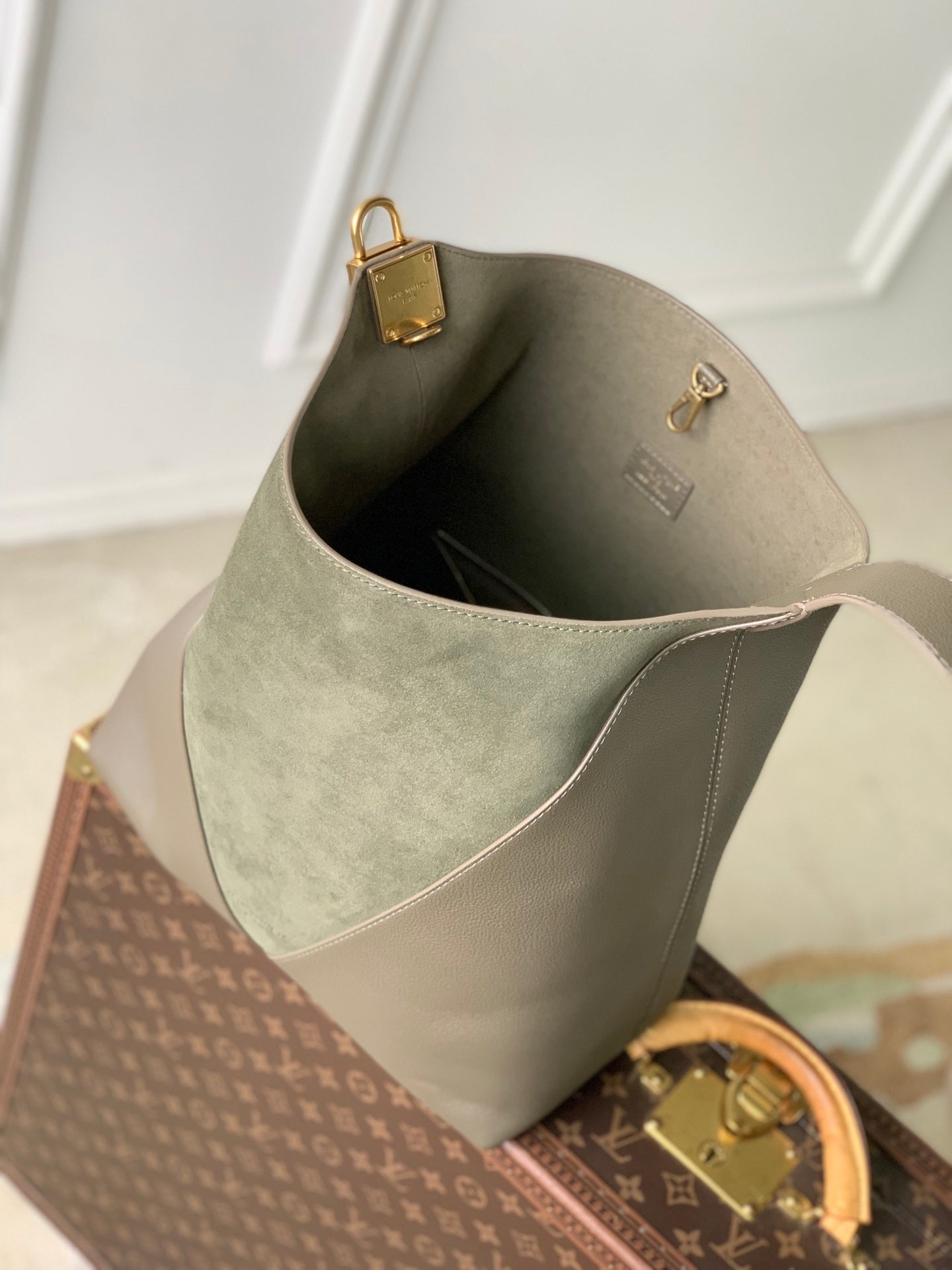 Louis Vuitton LV M29144 Low Key Hobo MM Bag Dark Fango - Default Title - View 9