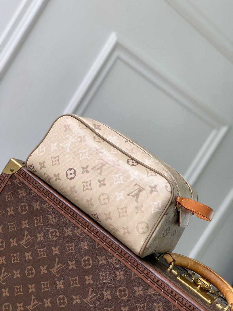 Louis Vuitton  LV M29161 Dopp Kit Bag Sand Beige