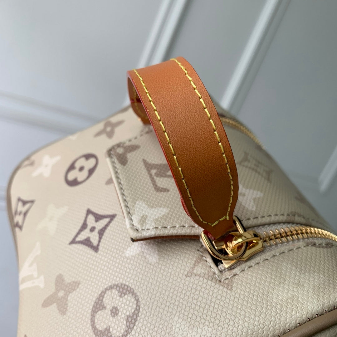 Louis Vuitton  LV M29161 Dopp Kit Bag Sand Beige