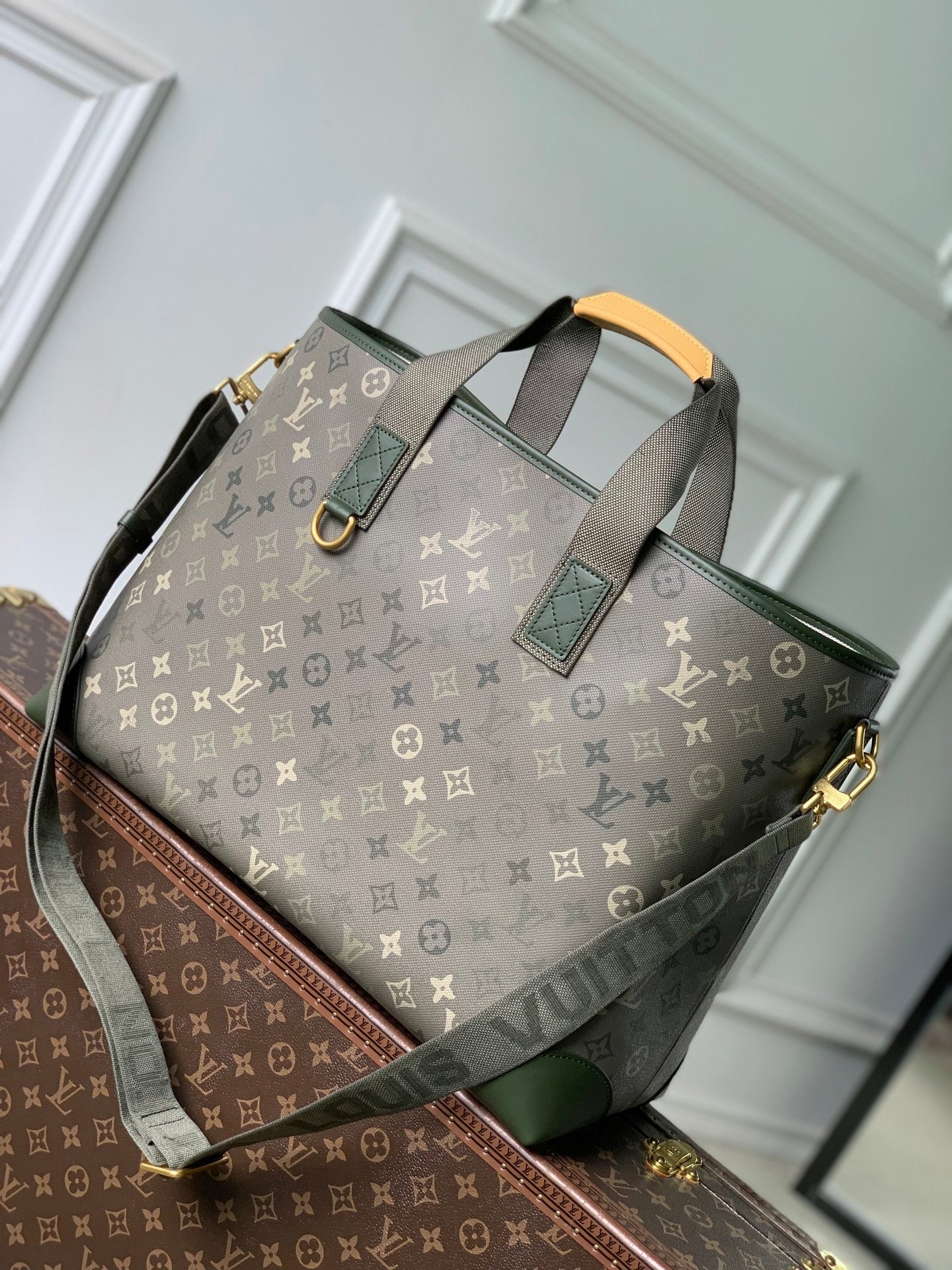 Louis Vuitton LV M29269 Uptown Tote Bag Khaki Green
