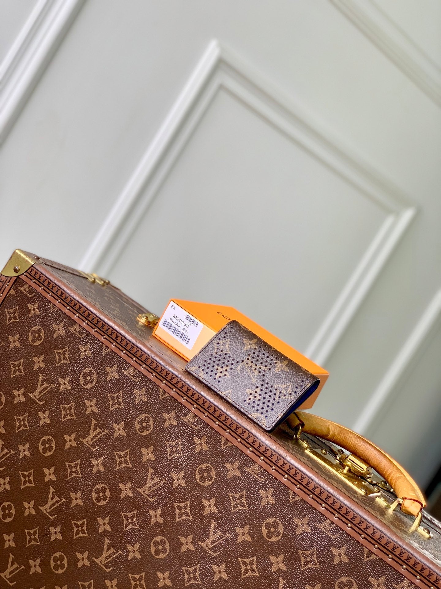 Louis Vuitton LV M29283 Pocket Organizer Blue - Default Title - View 1