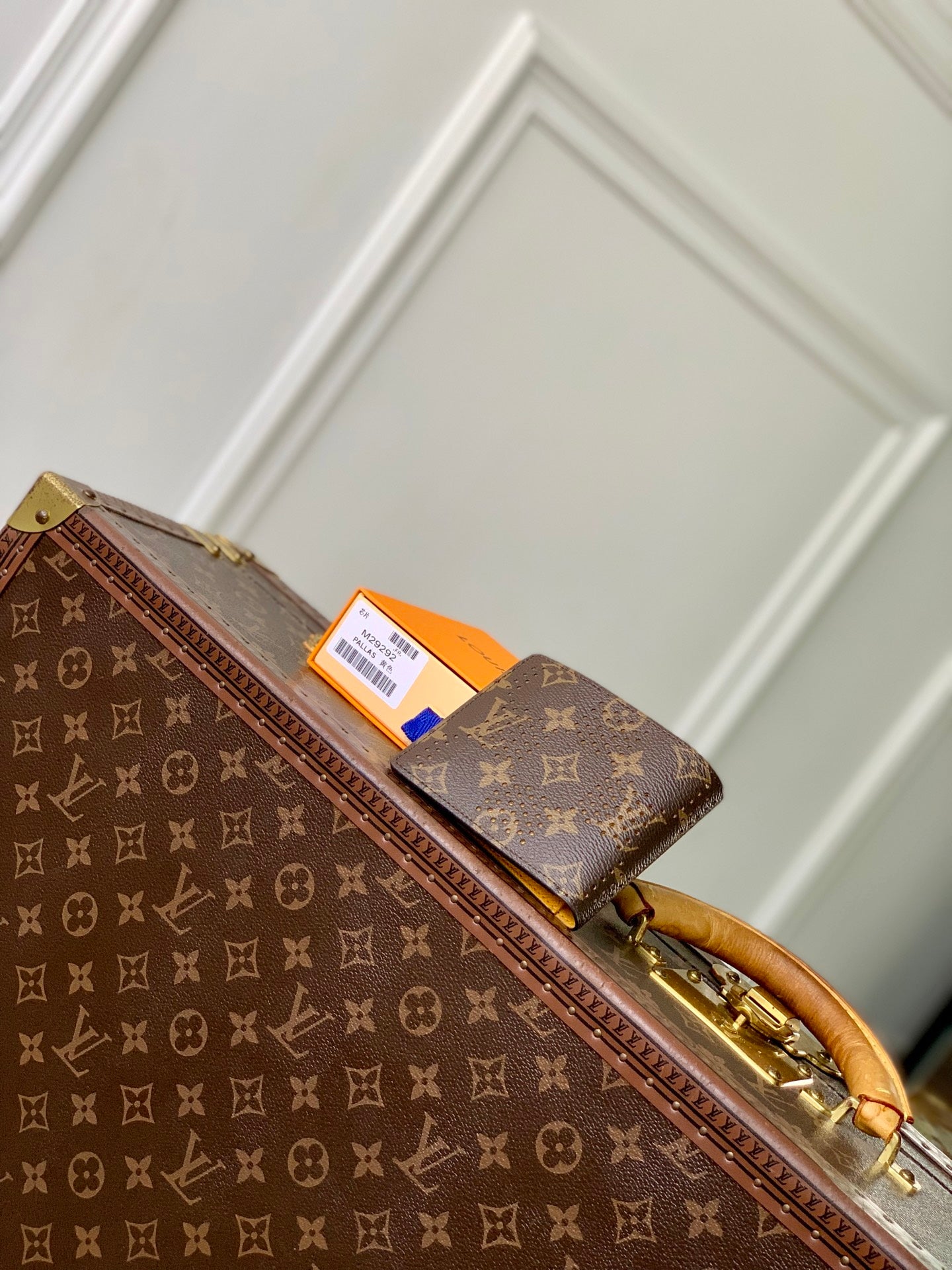 Louis Vuitton LV M29292 Multiple Wallet Yellow - Default Title - View 2