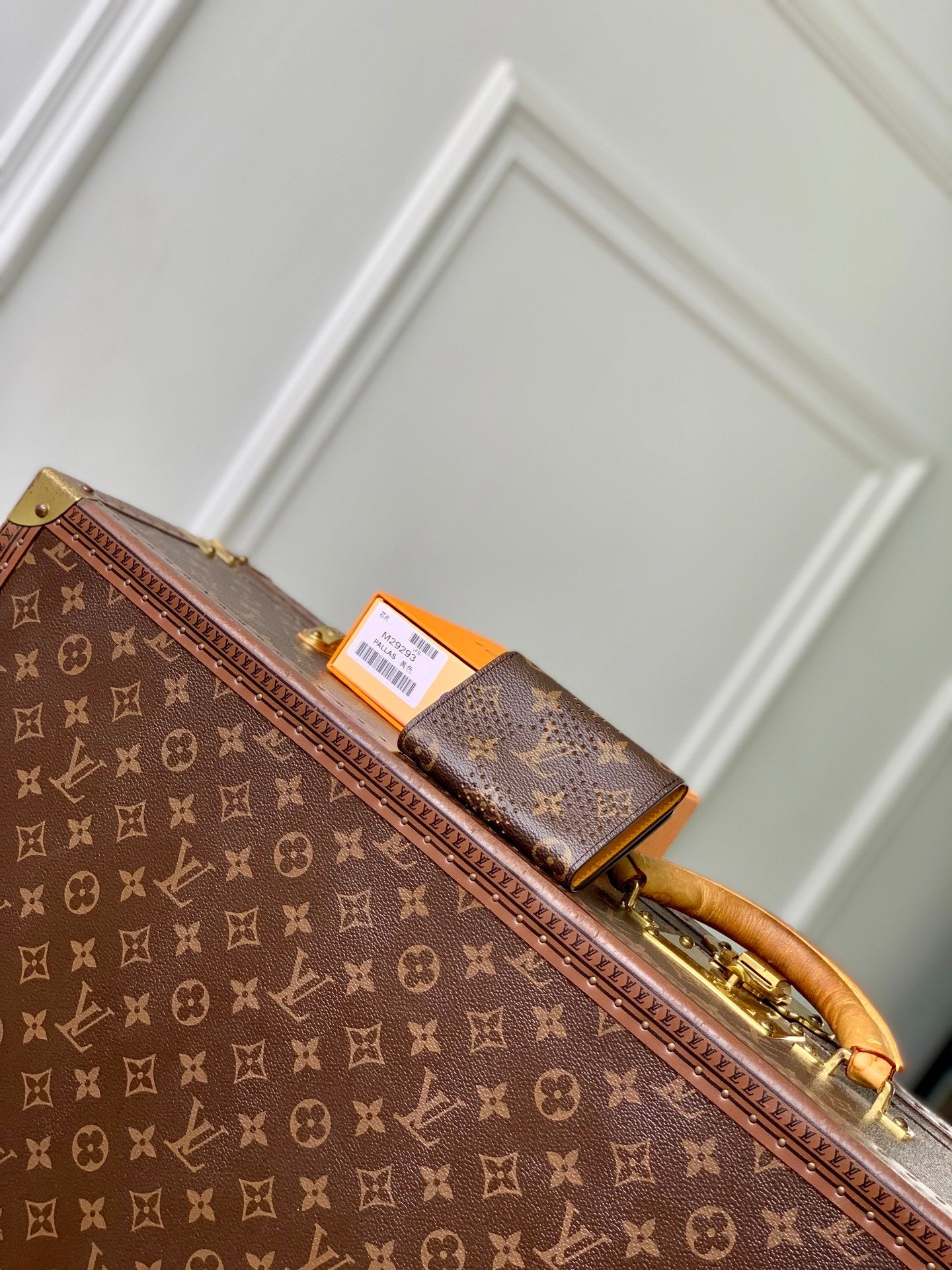 Louis Vuitton LV M29293 Enveloppe Carte de Visite Yellow - Default Title - View 2