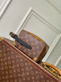 Louis Vuitton LV M29313 Locker Dopp Kit Taurillon Monogram