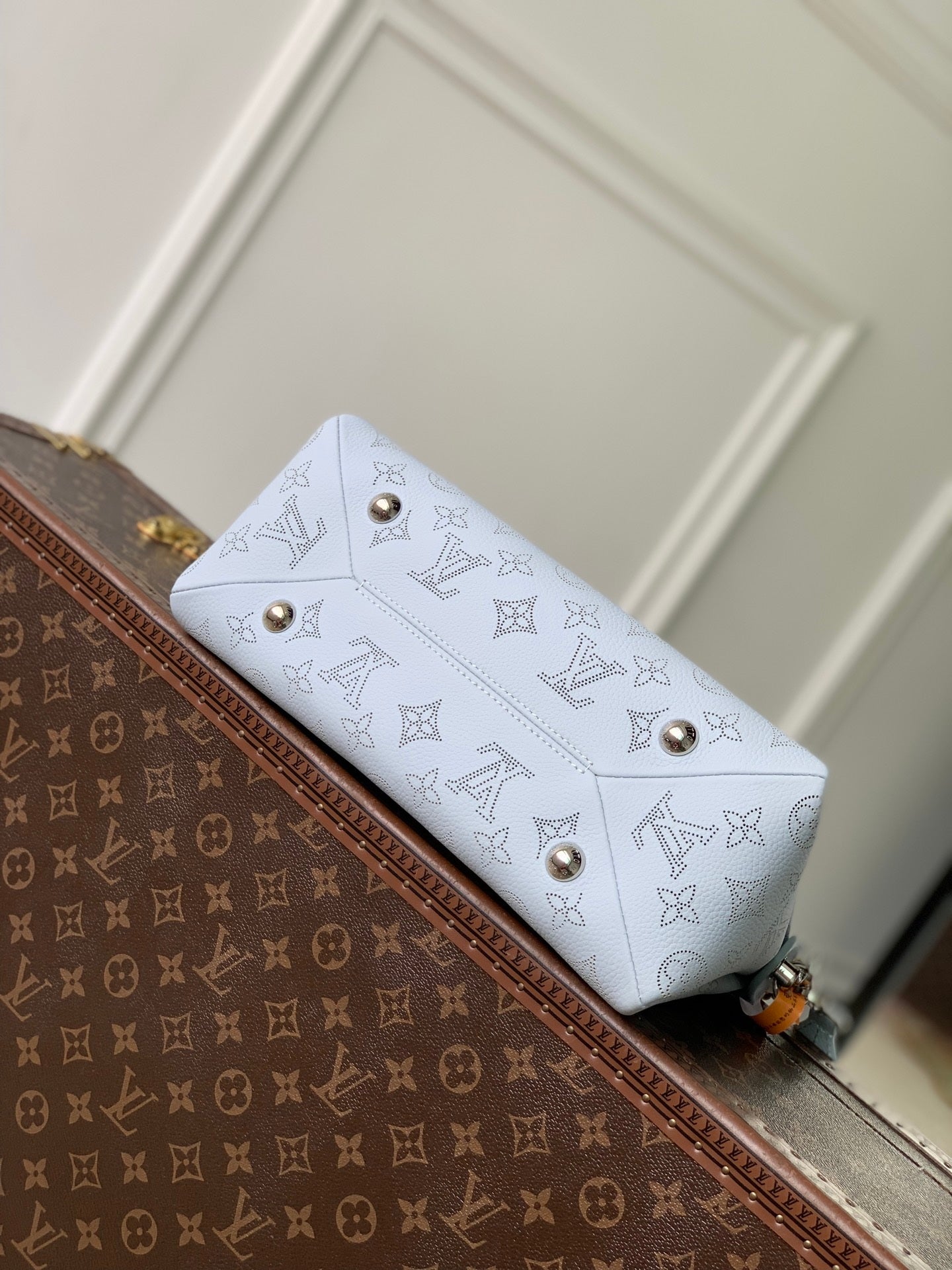 Louis Vuitton LV M29317 Hand It All PM Bag Bleu Olympe - Default Title - View 4