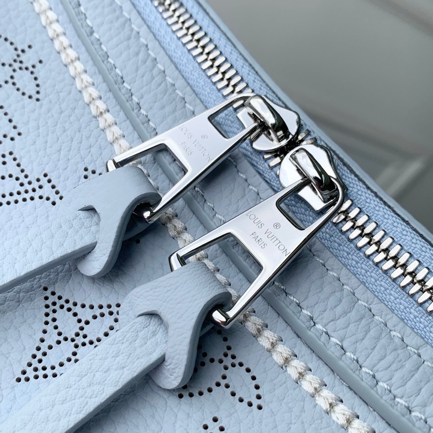 Louis Vuitton LV M29317 Hand It All PM Bag Bleu Olympe - Default Title - View 6