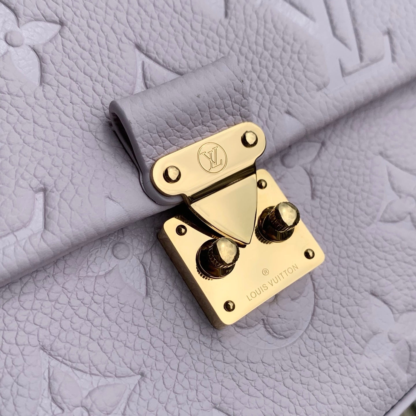 Louis Vuitton LV M29380 Nano Madeleine Bag Sweet Lavender