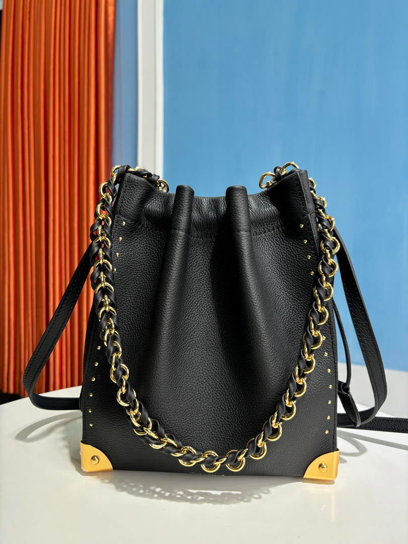 Louis Vuitton LV M29391 Noe Trunk  Bag Monogram Black
