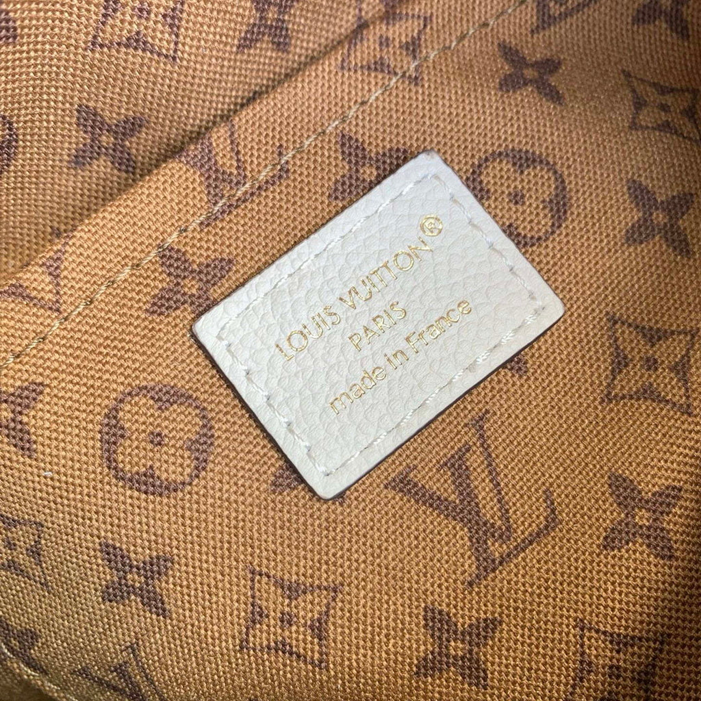 Louis Vuitton LV M29392 Express PM Bag Vanilla