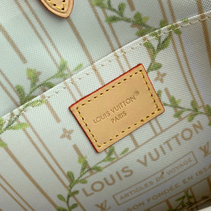 Louis Vuitton LV M29477 OnTheGo PM Bag Blue - Default Title - View 9