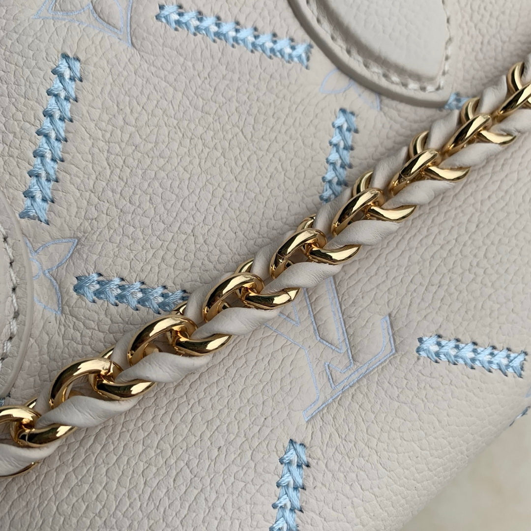 Louis Vuitton LV M29487 Onthego East West Bag Light Bliss Couture