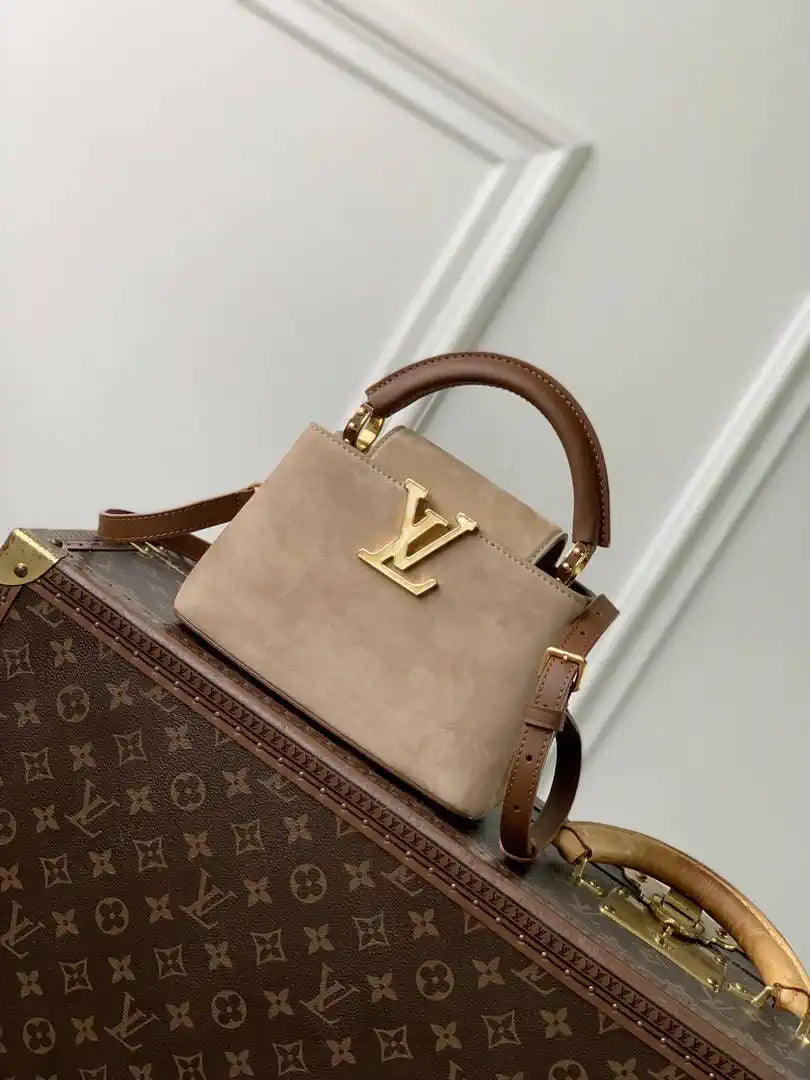 Louis Vuitton LV M29612 Capucines Mini Bag Hazelnut