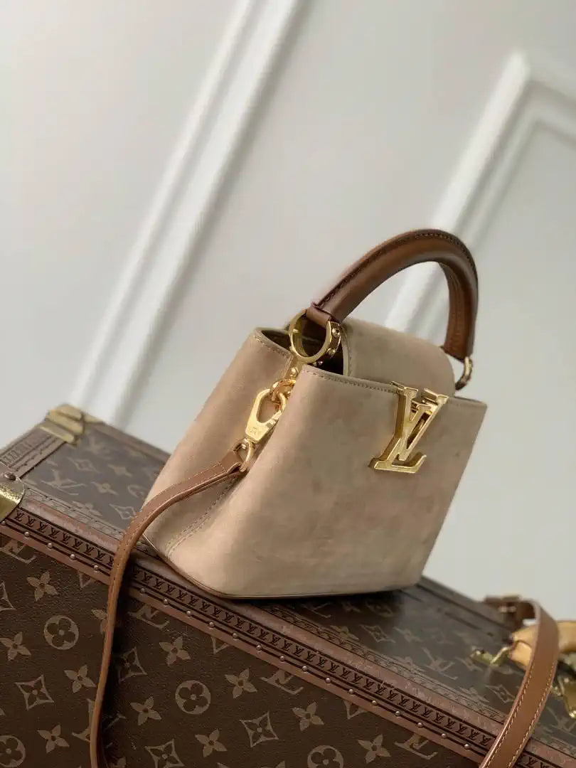Louis Vuitton LV M29612 Capucines Mini Bag Hazelnut