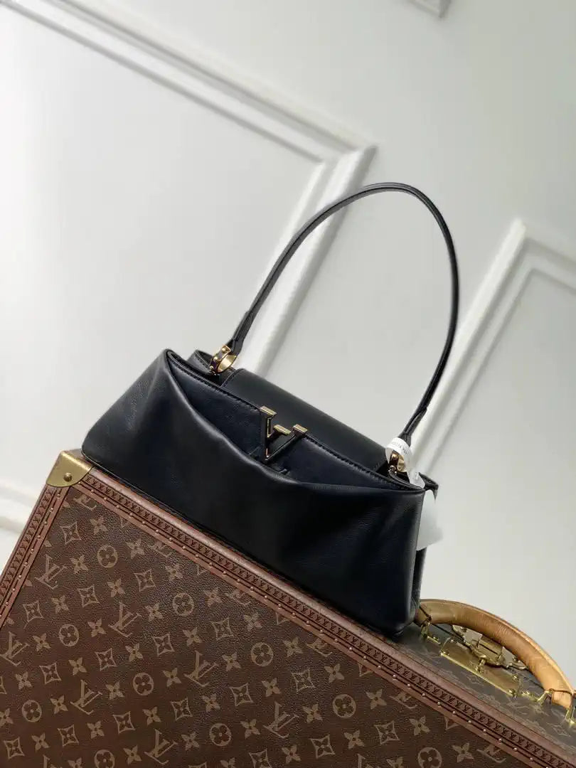 Louis Vuitton LV M29959 Capucines Edito Black