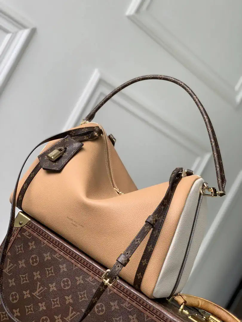 Louis Vuitton LV M2A076 Express MM Bag Apricot
