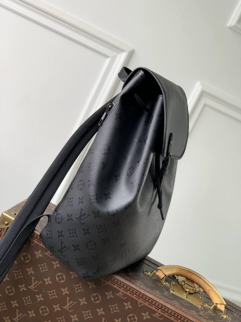 Louis Vuitton LV M2A204 Flaneur Backpack Black