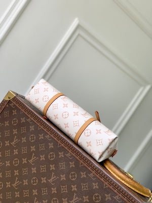 Louis Vuitton LV M2A457 Squire East-West Bag - Default Title - View 4