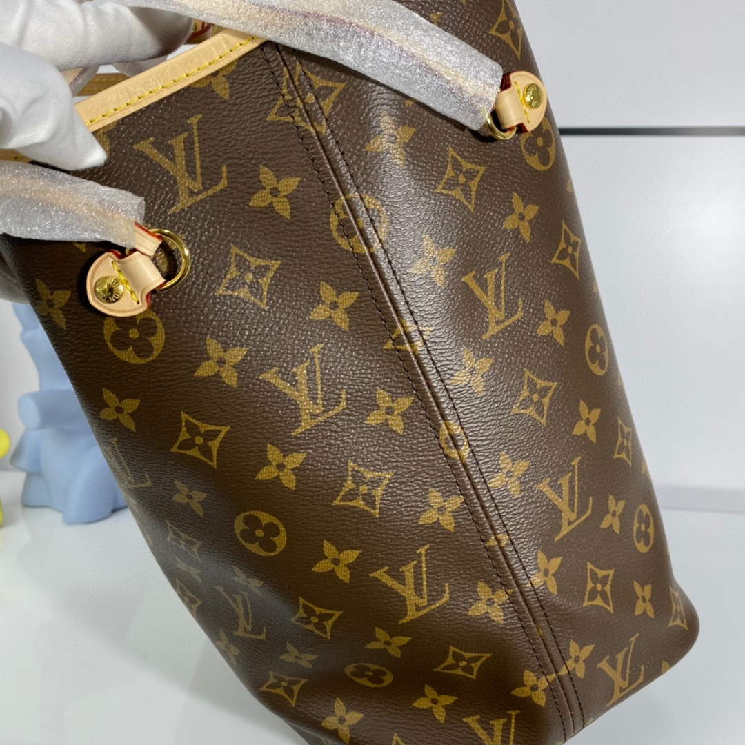 Louis Vuitton LV M41177 Neverfull MM Monogram?Canvas Cerise Red - Default Title - View 4