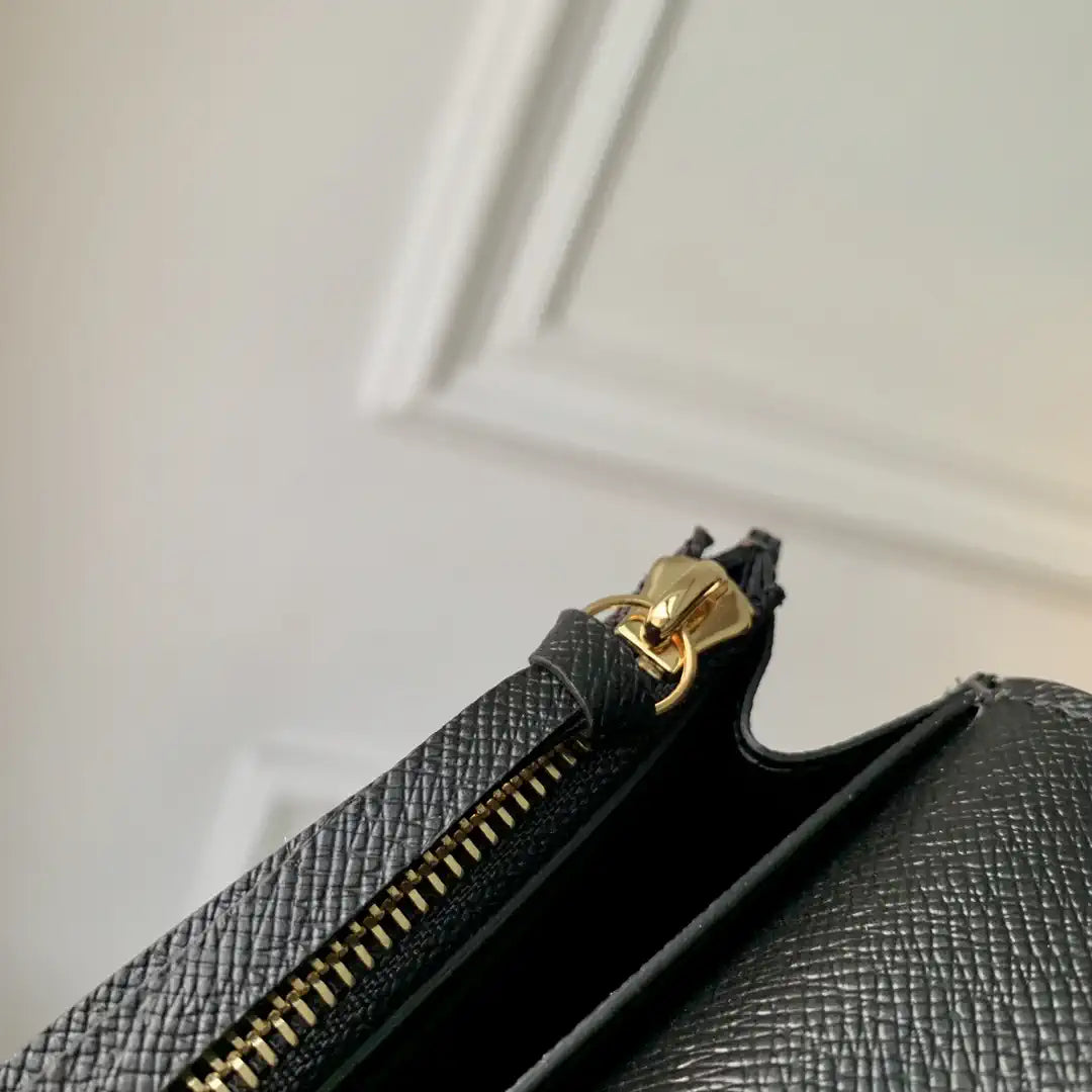 Louis Vuitton LV M41939 Rosalie Coin Purse Monogram Gold Black