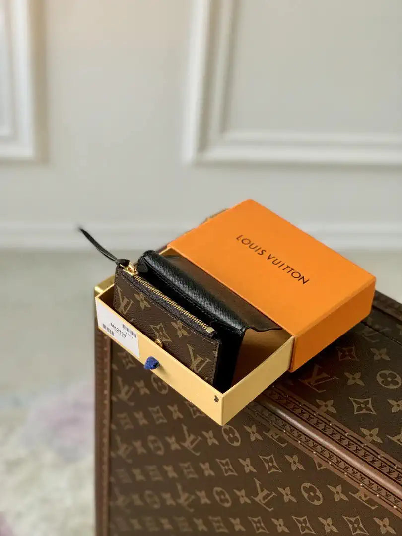 Louis Vuitton LV M41939 Rosalie Coin Purse Monogram Gold Black