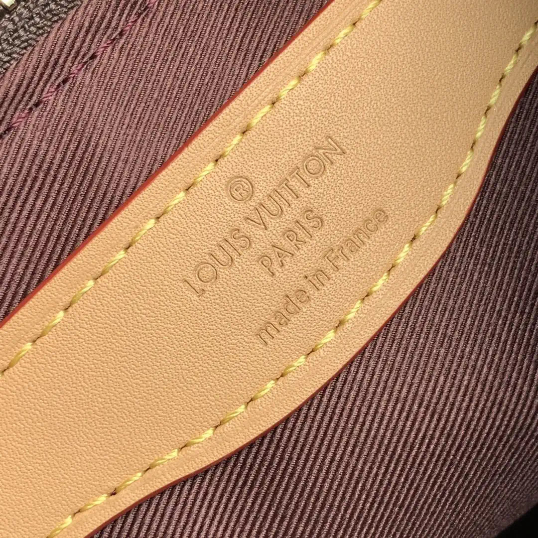 Louis Vuitton LV M45832 Boulogne PM Bag Monogram