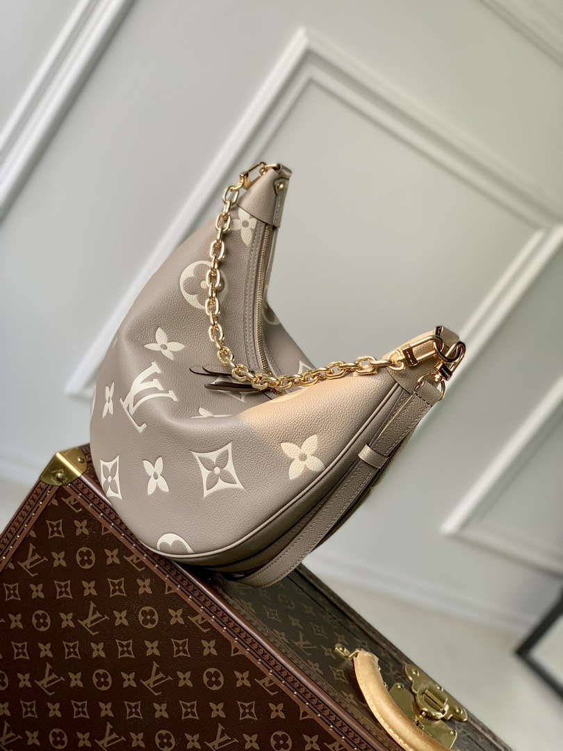 Louis Vuitton LV M46738 Loop Hobo Bag Bicolor Monogram