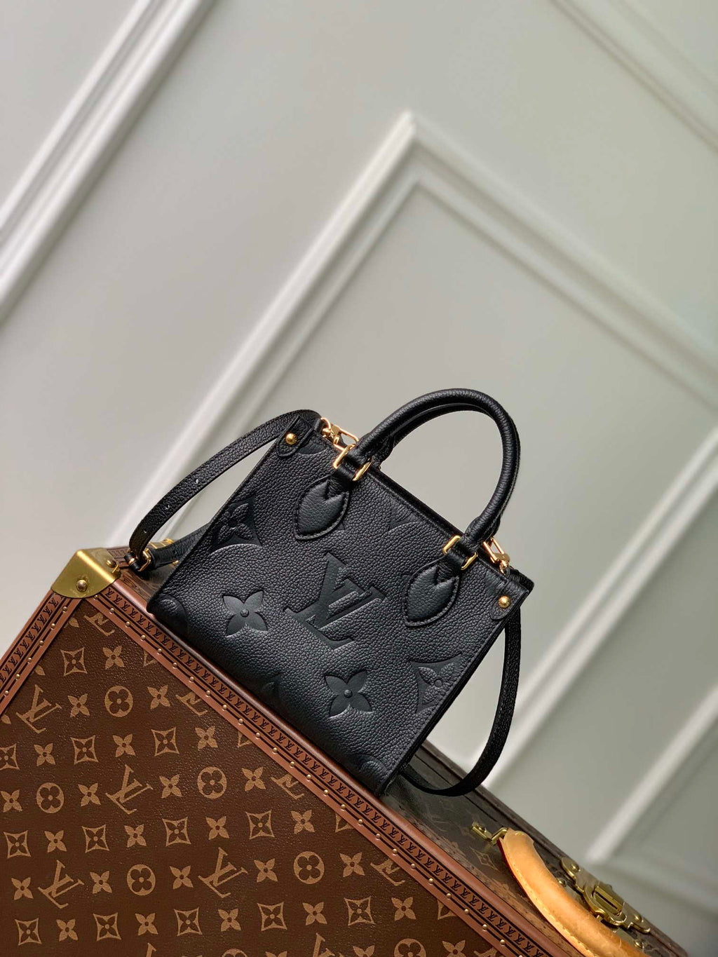Louis Vuitton LV M46993 OnTheGo BB Handbag Monogram Empreinte Black