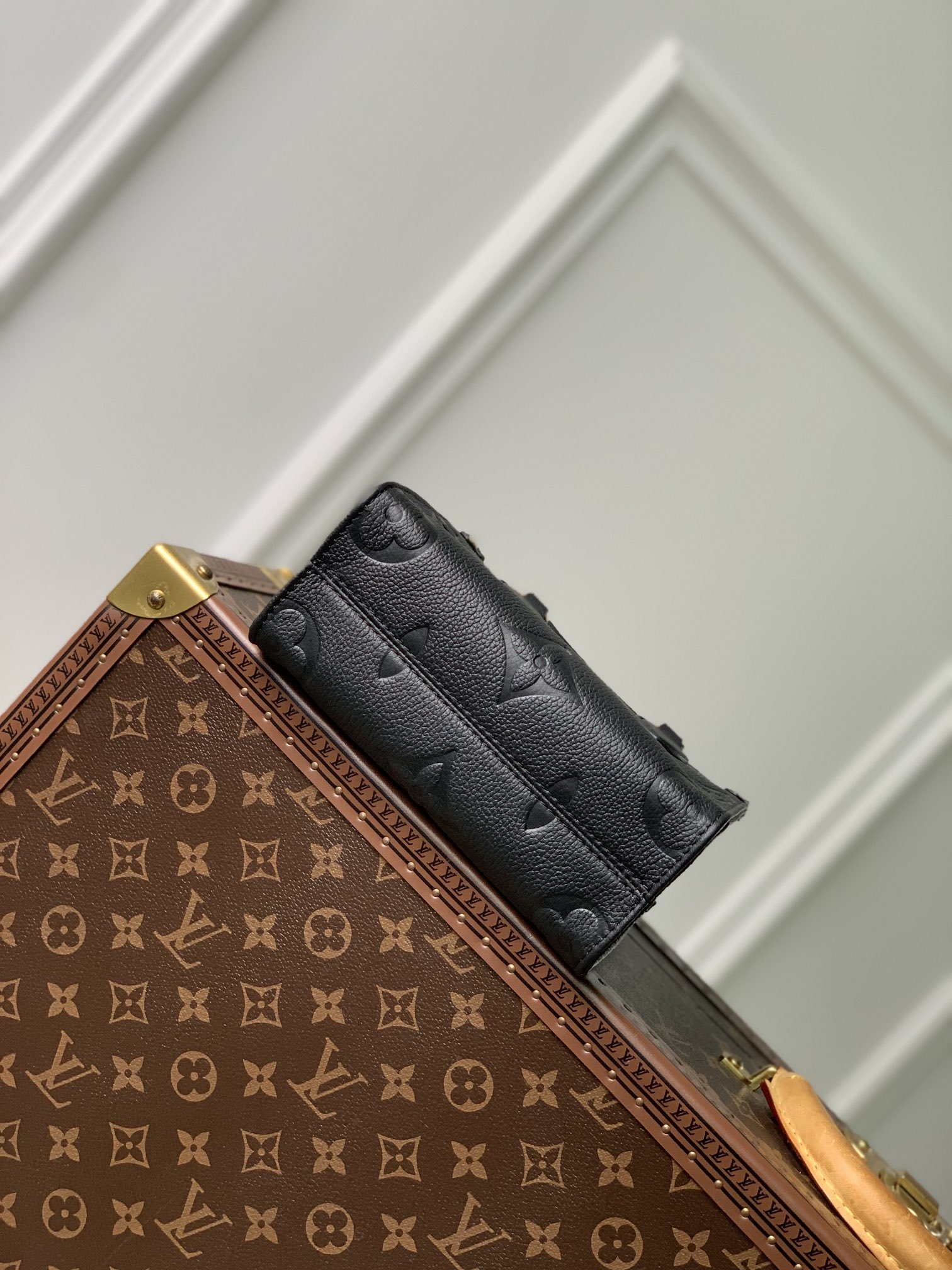 Louis Vuitton LV M46993 OnTheGo BB Handbag Monogram Empreinte Black