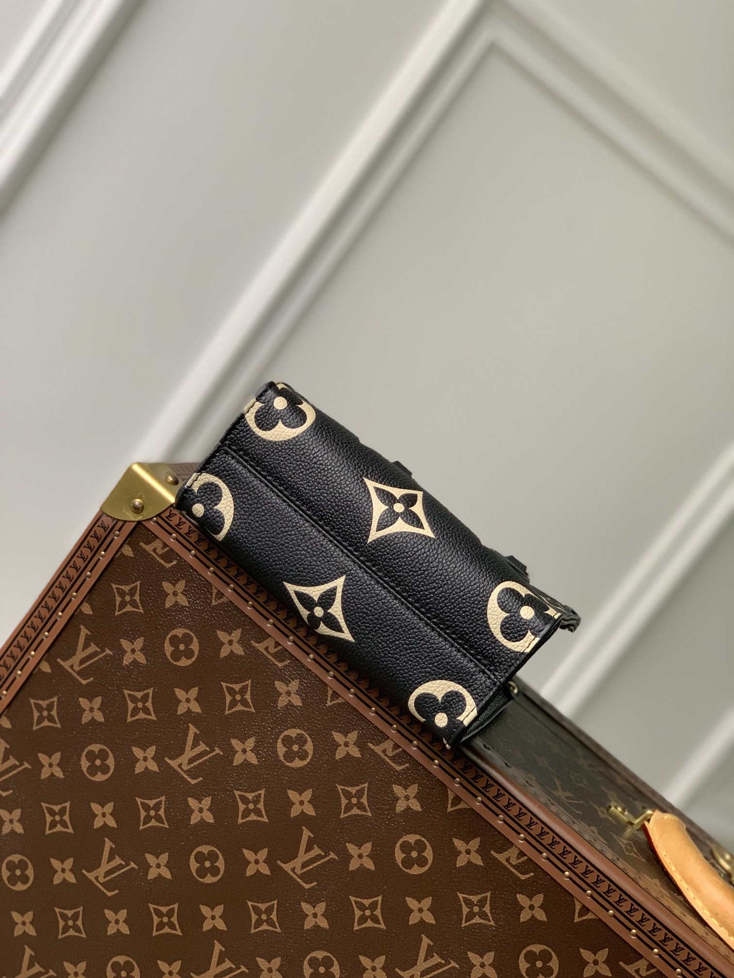 Louis Vuitton LV M47054 OnTheGo BB Handbag Bicolor Monogram Empreinte Leather Black