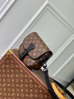 Louis Vuitton LV M47060 Montsouris Messenger PM Monogram Canvas - Default Title - View 2