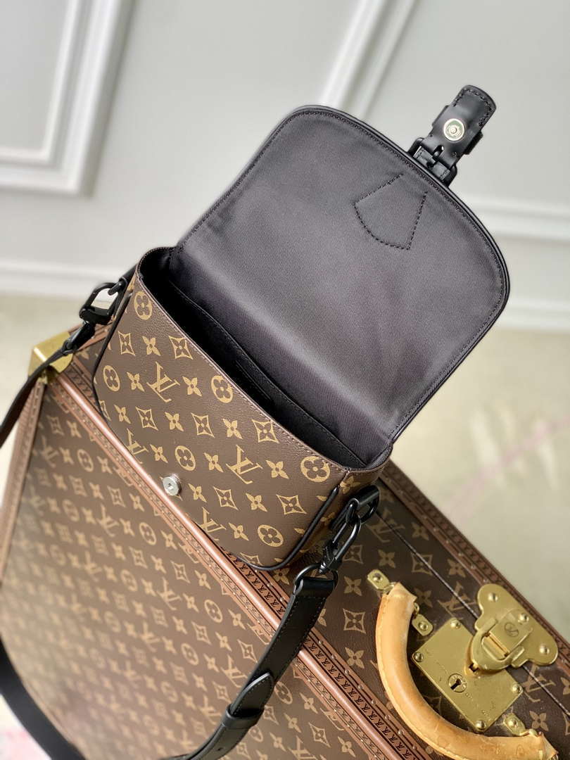 Louis Vuitton LV M47060 Montsouris Messenger PM Monogram Canvas